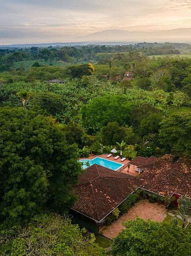 Reconecta con la naturaleza del Eje Cafetero en MuchoSur Quimbaya