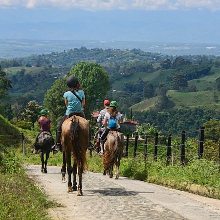 Cabalgatas rurales