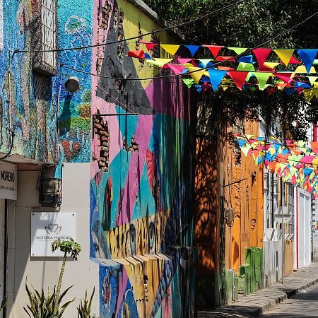 Arte urbano y creatividad local